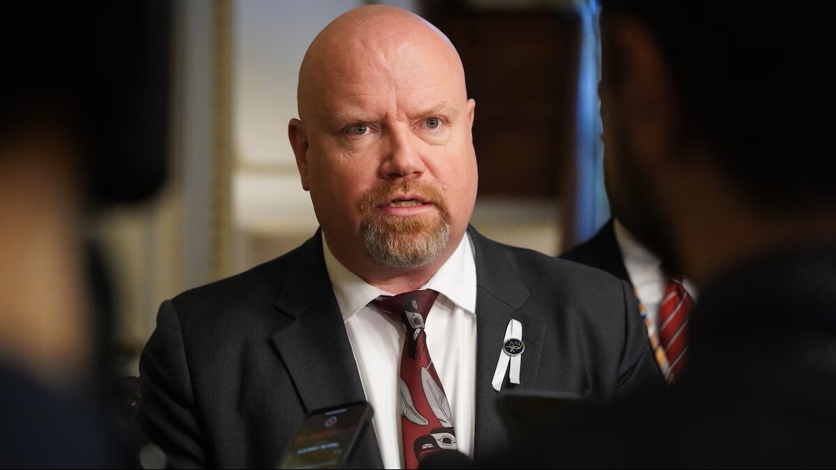 entry.newsSocamImage[0].title